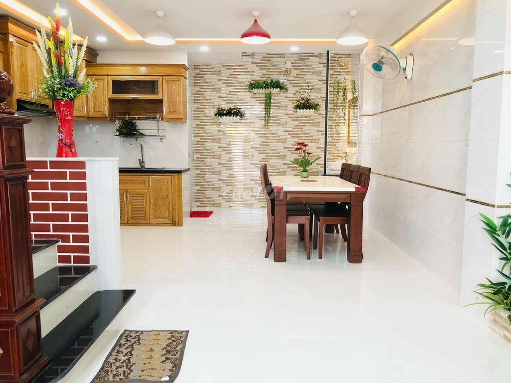 Nhà HẺM 8M Thông Nguyễn Oanh, P.17 _ 4m x 16m, 5T