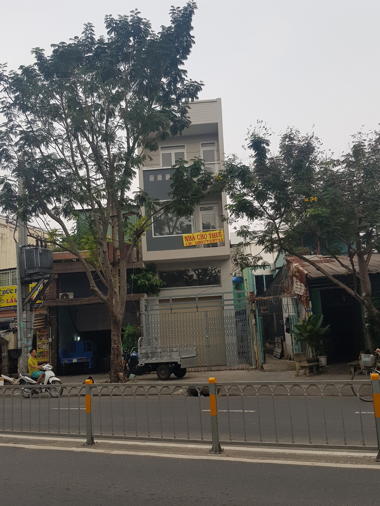 Bán nhà hẻm xe tải Thành Thái 3x11m, 1 trệt 2 lầu, giá 8 tỷ,  nhà còn mới, Quận 10