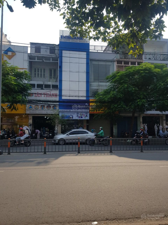 Bán nhà MT Nguyễn Chí Thanh, Quận 10, DT: 9.5x22m giá chỉ 58 tỷ 0917331788