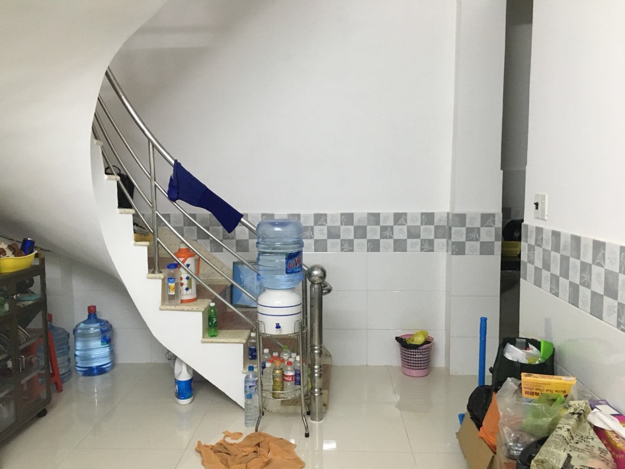Bán gấp nhà HXH An Dương Vương P3 Q5.