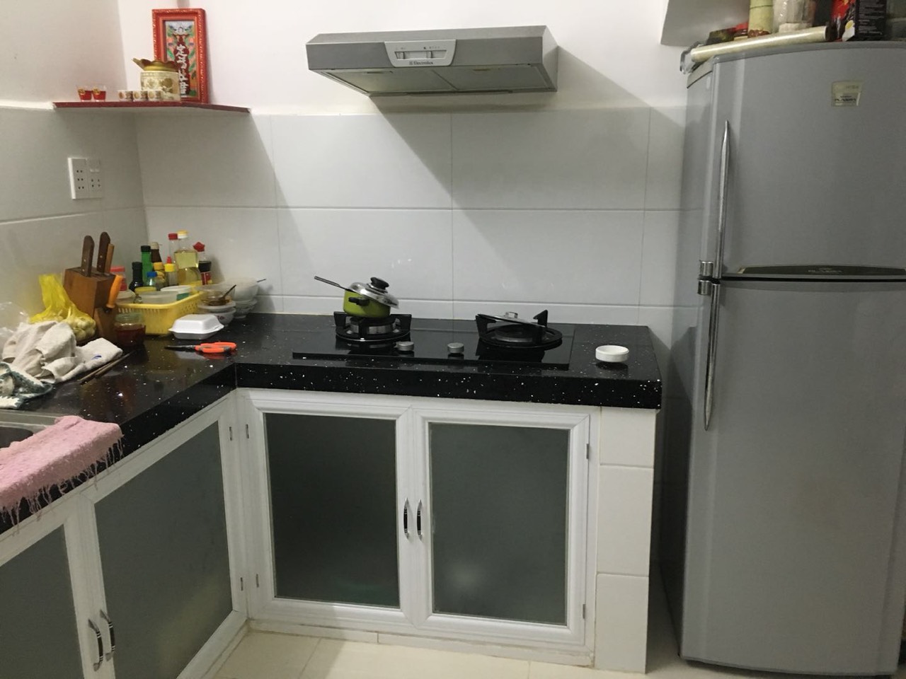 Bán gấp nhà HXH An Dương Vương P3 Q5.