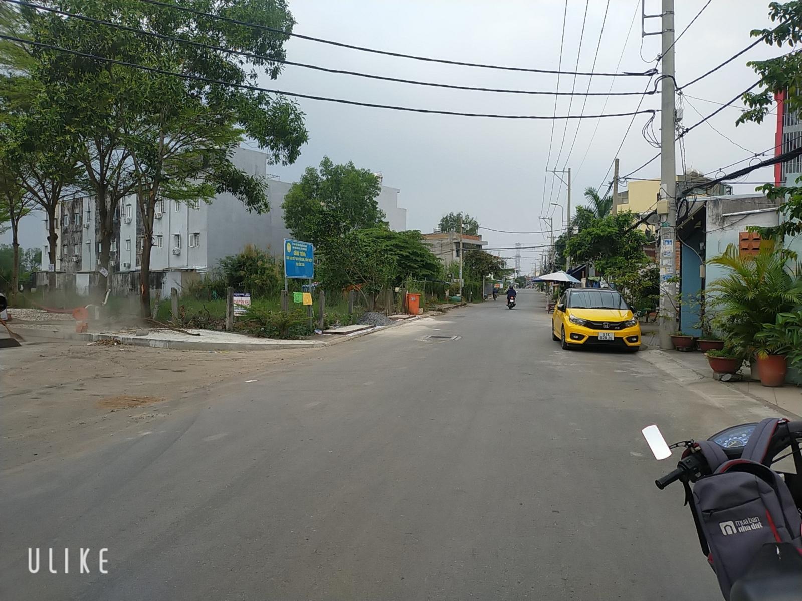 ĐẤT ĐỐI DIỆN CÔNG VIÊN, MT HẺM 1368 KẾT NỐI HẠ TẦNG DỰ ÁN GIA LONG & GS Metro City. GIÁ 4.6 TỶ/NỀN