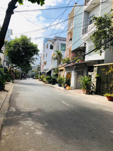 Chủ cần tiền hạ giá cần bán gấp căn nhà tâm huyết. Đường 3/2, phường 14, quận 10. 