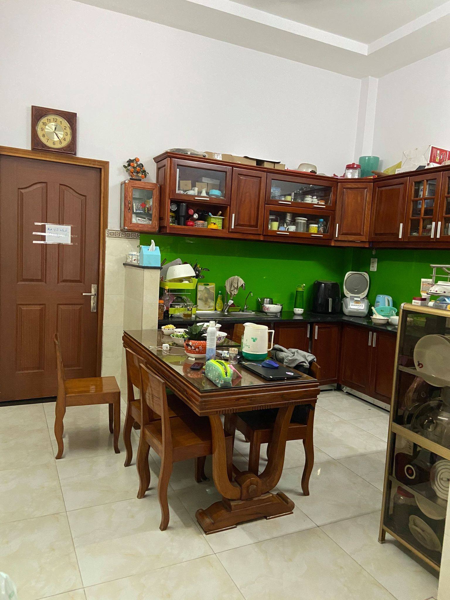 Bán gấp nhà 4 tầng 65m2 Cách Mạng Tháng Tám, Quận 10, Giá 9 tỷ