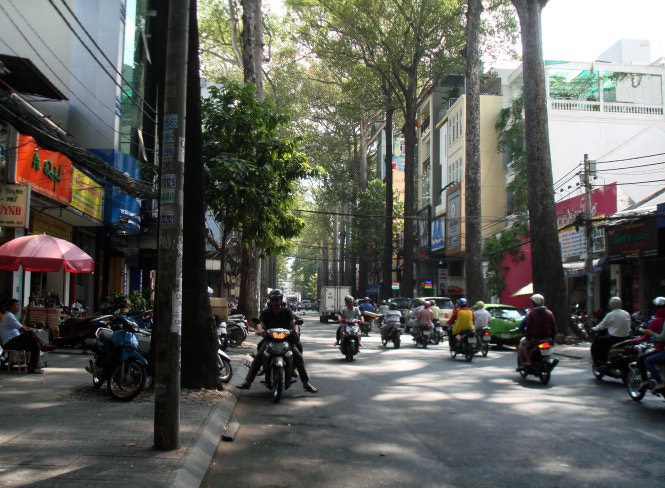 Bán gấp toà nhà góc 2 mặt tiền đường Nguyễn Thái Bình, Quận 1 DT 8,4 x 18m, Hầm 8 lầu