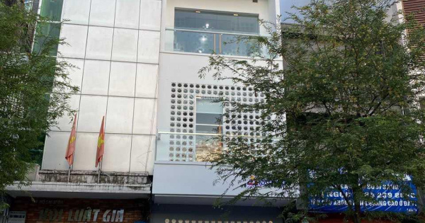 Bán nhà MT Đường số Pasteur Quận 3, Quận 1, TP.HCM giá mới