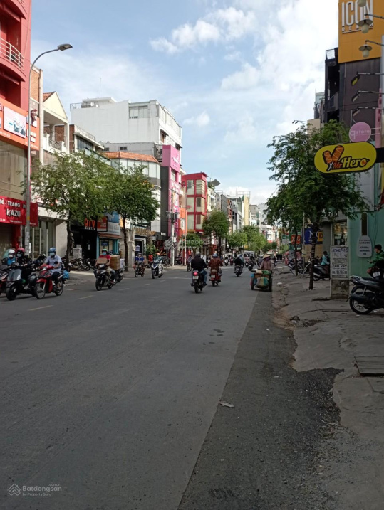 Bán nhà mặt tiền An Dương Vương khu showroom ô tô cao cấp 4.7x18m giá 55 tỷ 0917331788