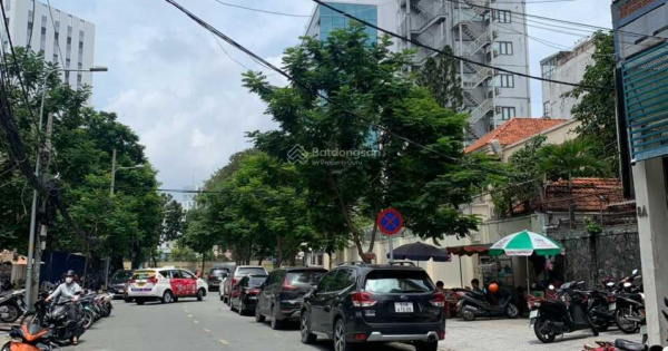 Mặt tiền KD đường Nguyễn Trãi Quận 1 giá tốt. 