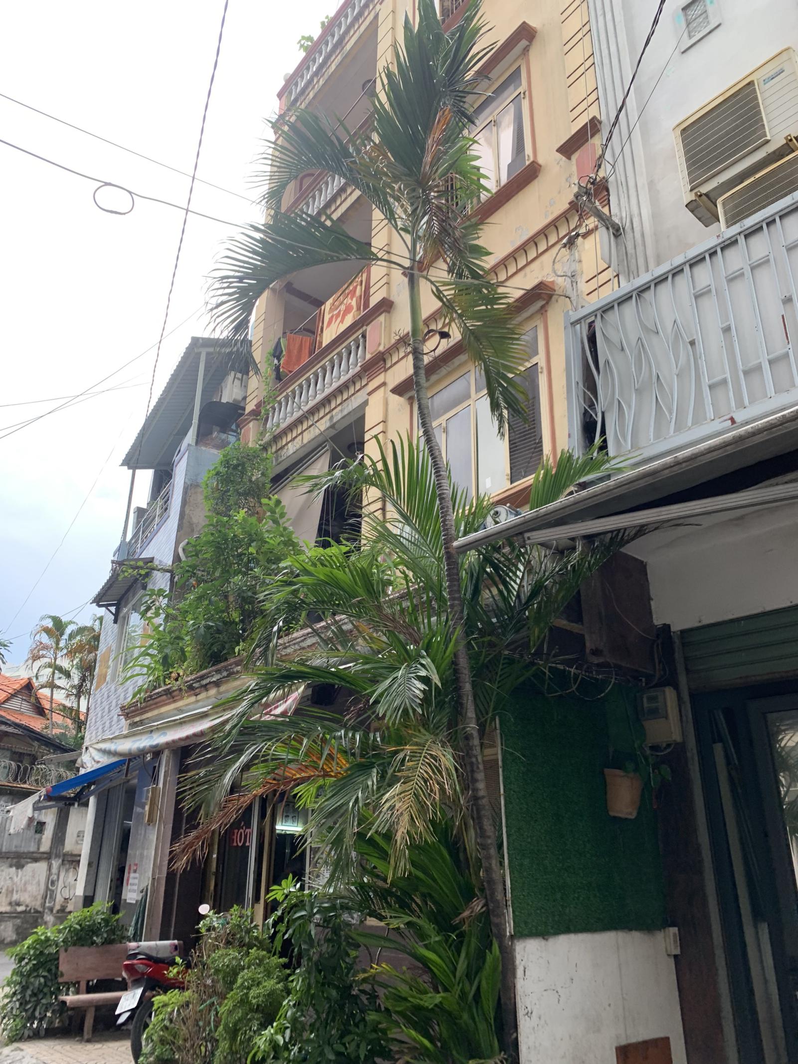 bán gấp nhà mt an dương vương q5 dt 5x18 nhà 2 lầu giá 55 tỷ