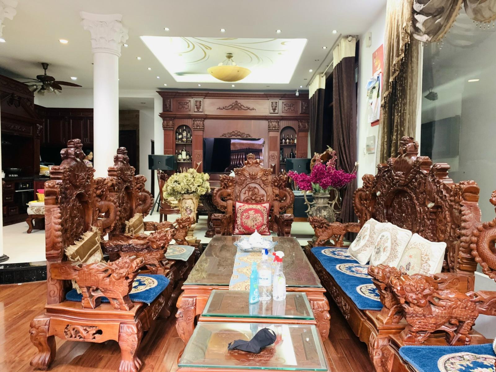 Giảm Giá Bán Nhanh Biệt Thự HXH Cộng Hòa, 10*21m chỉ 24.2 tỷ