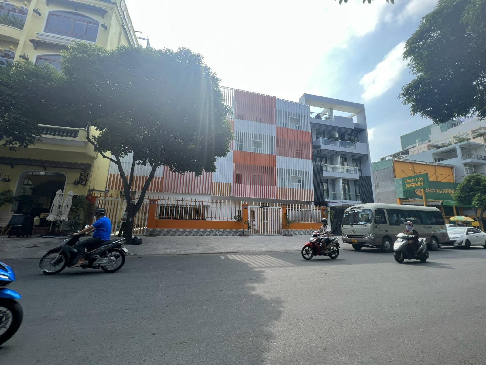  Gia đình cần bán gấp nhà đường Trần Quốc Toản, Phường Võ Thị Sáu, Quận 3.