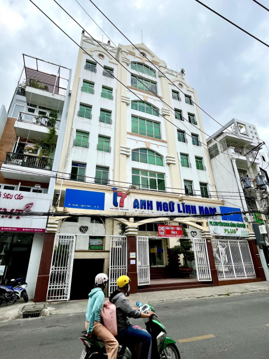 Bán gấp building 7 lầu 1 Hầm, MTKD sầm uất trục Trương Công Định, Trường Chinh, Tân Bình giá 58 tỷ