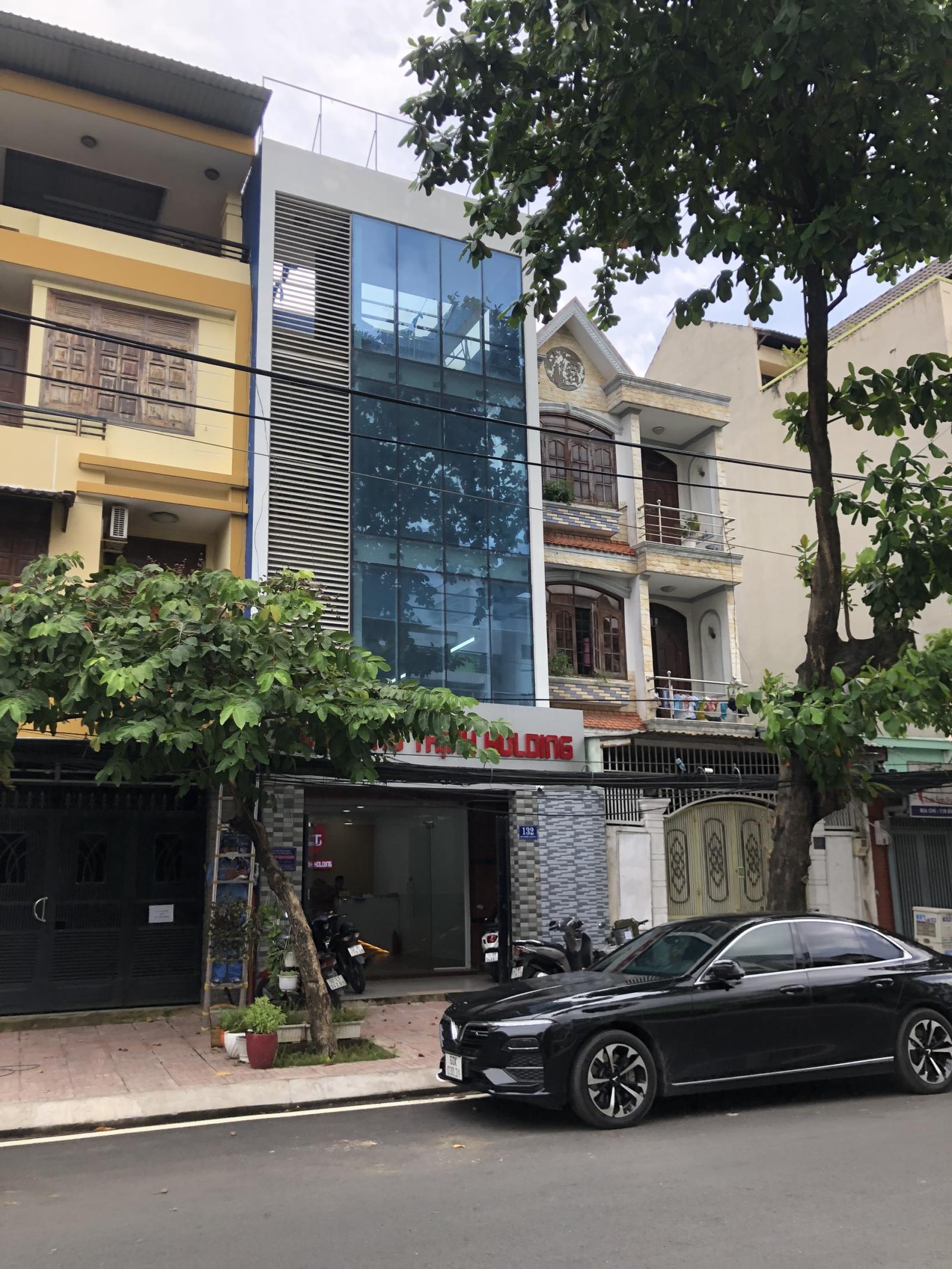 Bán nhà 2 mặt tiền trước sau đường D2 Nguyễn Gia Trí 4x20M vuông vức giá đầu tư