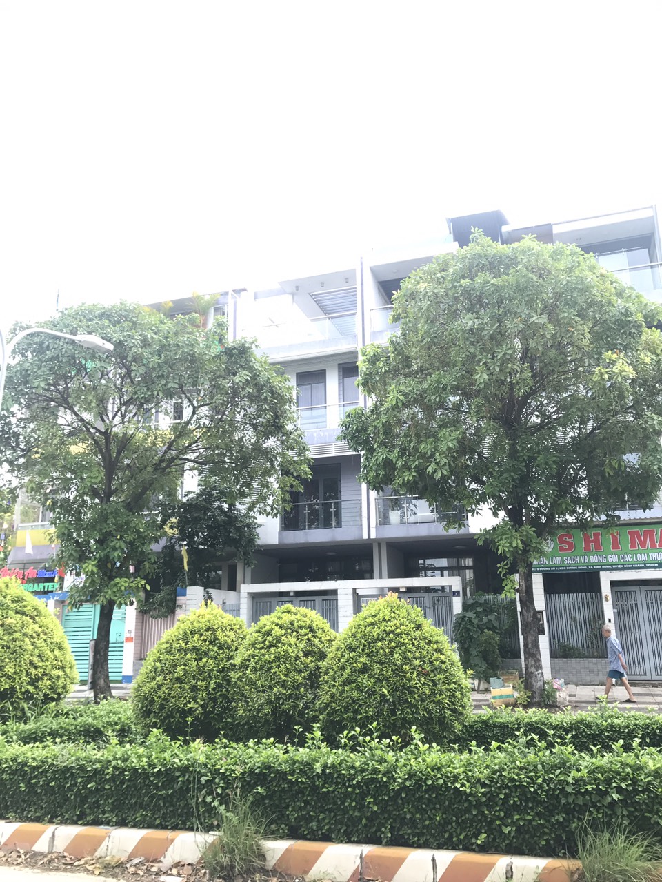 Bán gấp shophouse Dương Hồng, Đường số 1 25m, giá 16 tỷ, LH: 0934.93.39.78