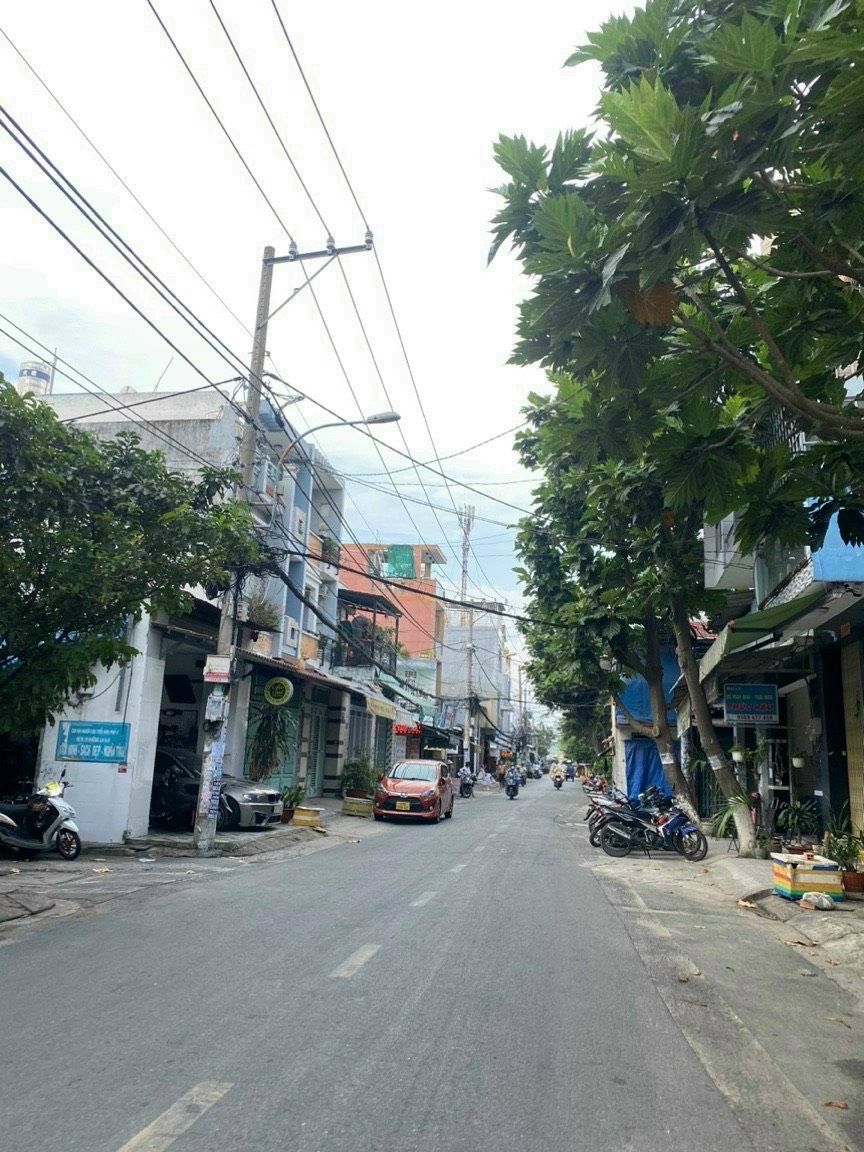 Bán nhà góc 2 mặt tiền đường Liên Khu 8-9 khu Gò Xoài, BHHA, Bình Tân.