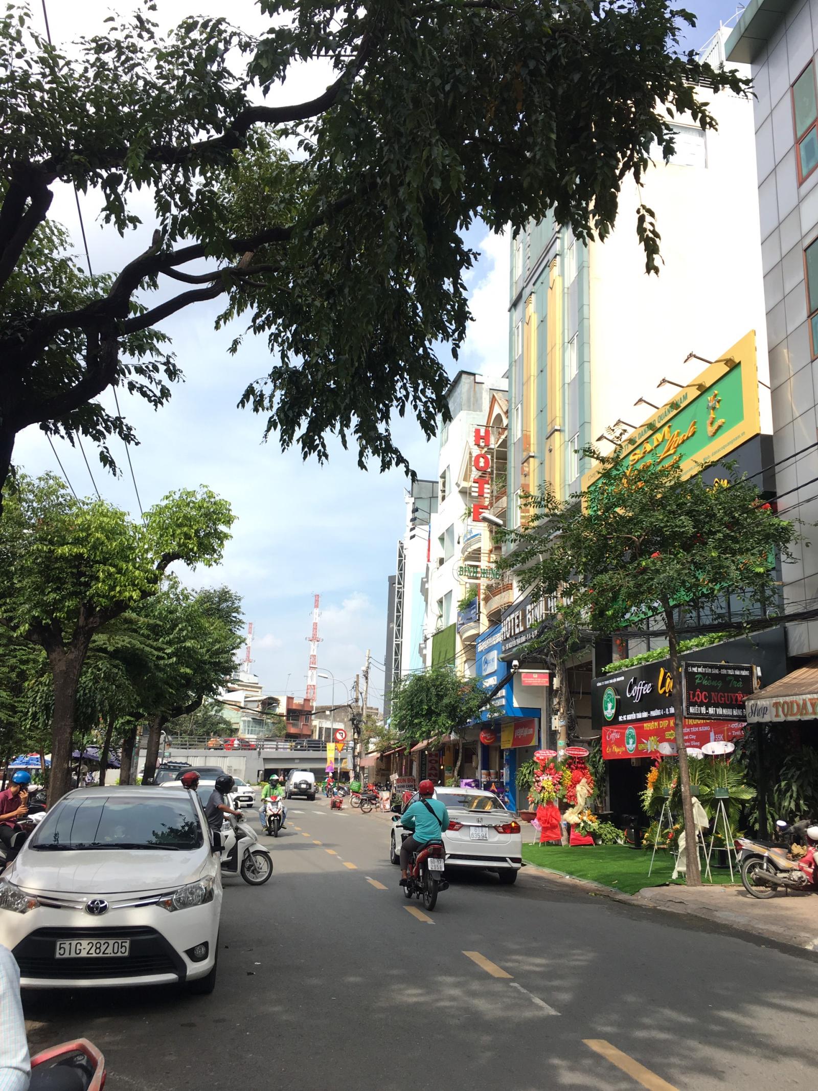 Siêu phẩm ngang khủng Chỉ 26 Tỷ! MT ngay Phan Đăng Lưu PN (7.7x16.5m), GP: H + 7 L, HĐ: 66 Triệu/th