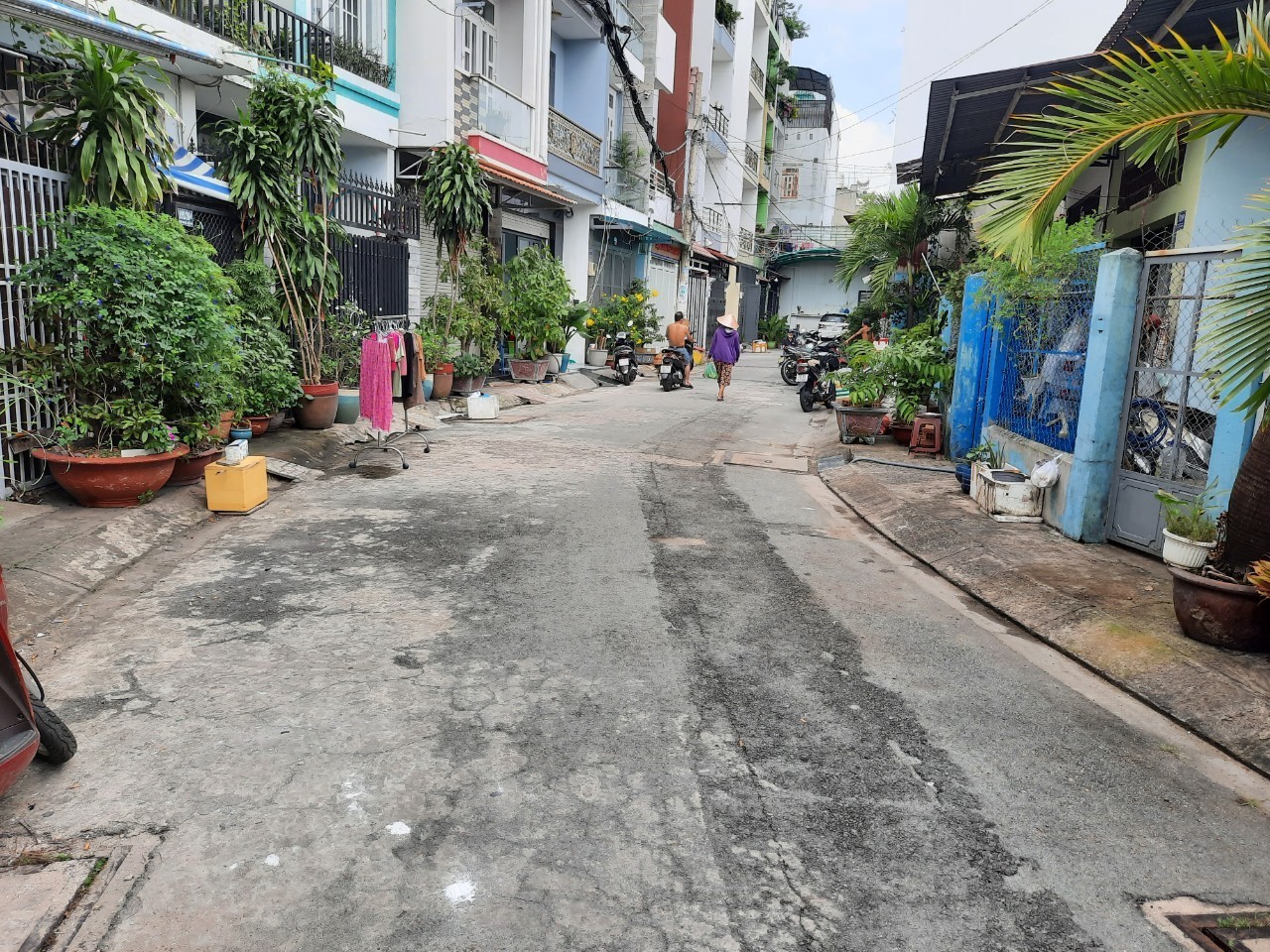 BÁN NHÀ ĐƯỜNG PHÚ THỌ HÒA, Q TÂN PHÚ, HẺM XE HƠI  6.3 TỶ Tel 08.777.37.357