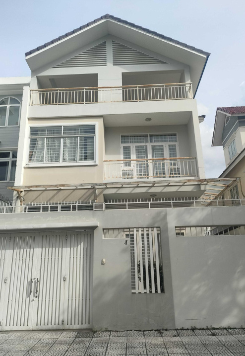 Bán biệt thự đường Hoa Lan, 8x16m 1 trệt 2.5 lầu 0917331788