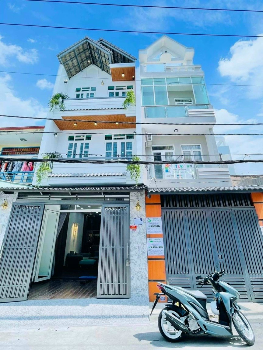 Bán nhà Khu Vip Nguyễn Tư Giản, 4.2x16m. 3 lầu.Giá 9.6 tỷ TL