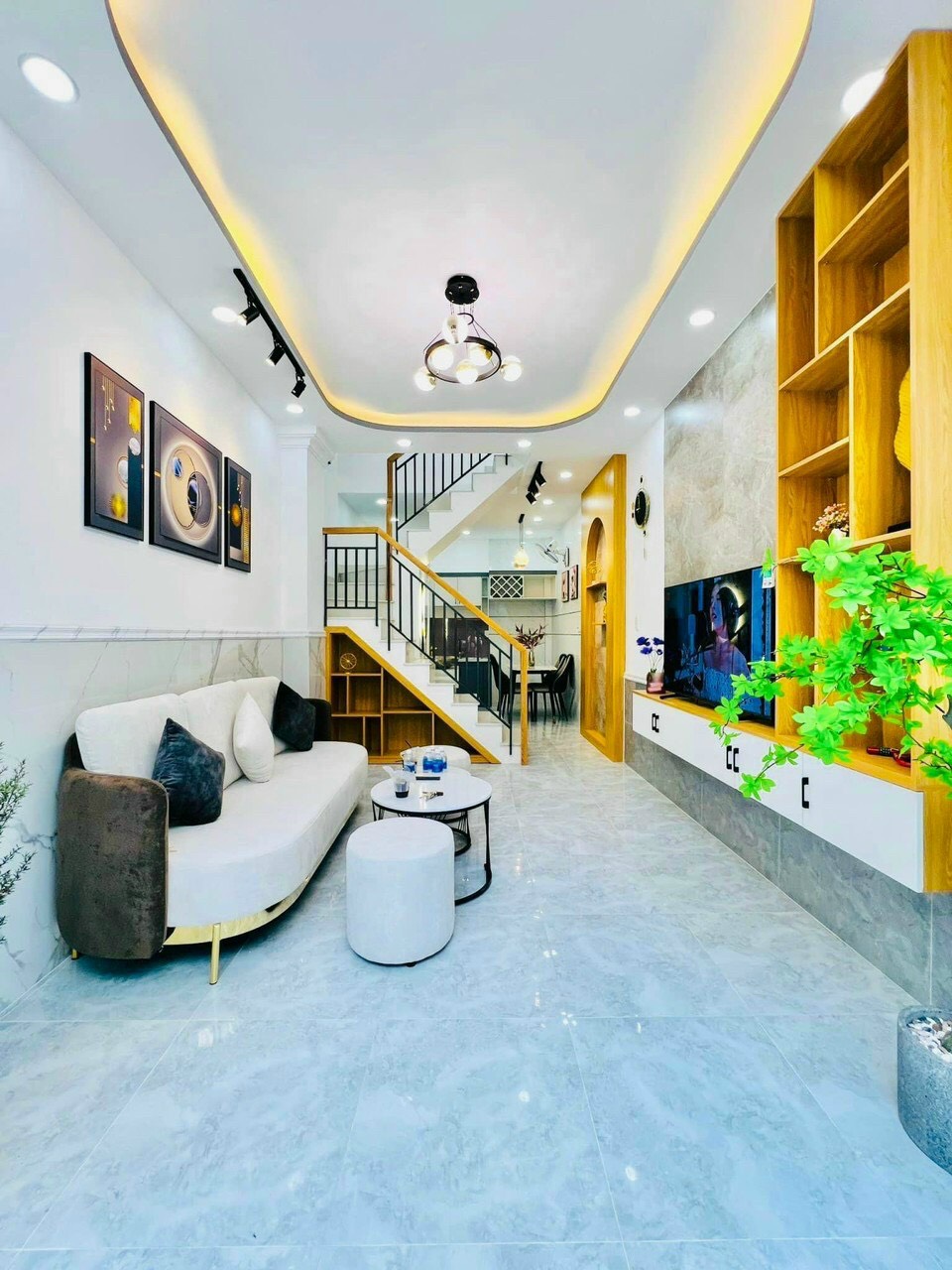 Hot! Bán nhà mới đẹp mặt tiền Chử Đồng Tử - Bành Văn Trân, 6 tầng, DT 55m2, giá 11 tỷ 5 TL