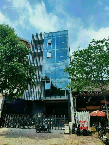 Lợi nhuận 3 tỷ/năm, mặt tiền Lê Quý Đôn, Võ Thị Sáu, Quận 3 DT(18x20m) CN 373 m2, 2 tầng, giá 80 tỷ