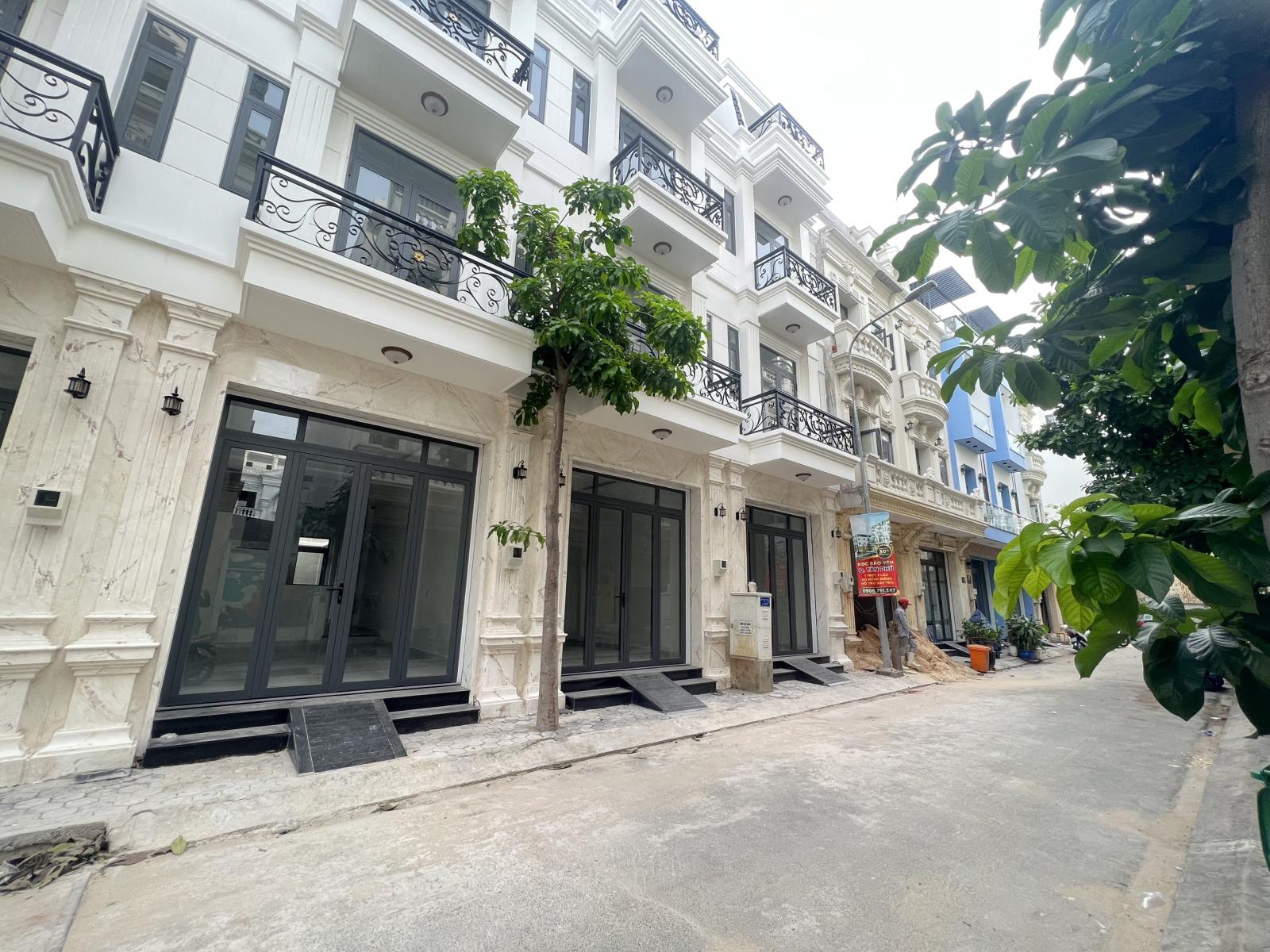 Nhà mặt tiền đường Tô Hiệu, phường Hiệp Tân, Quận Tân Phú, giá 9.3 tỷ/căn. LH: 0908714902 AN