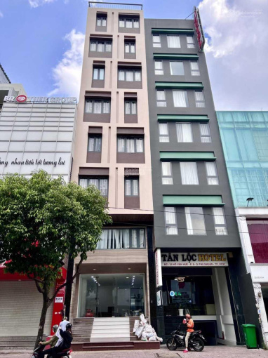 F0 chưa qua đầu tư bán nhà MT Nguyễn Thái Học, Quận 1 (8 x 20m) 4 tầng HĐT 120tr/th giá 90 tỷ