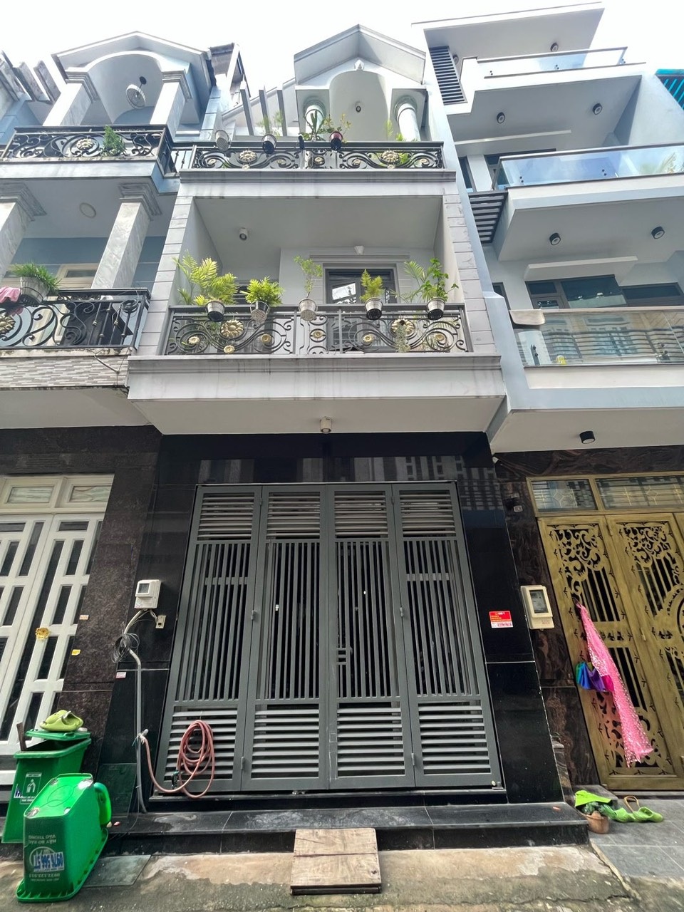 Nhà ngay Đường Số 5 - Bình Tân gần AEON Tân Phú ( 4x13m, 2 Lầu đẹp ) Gía Chốt 4.6 Tỷ
