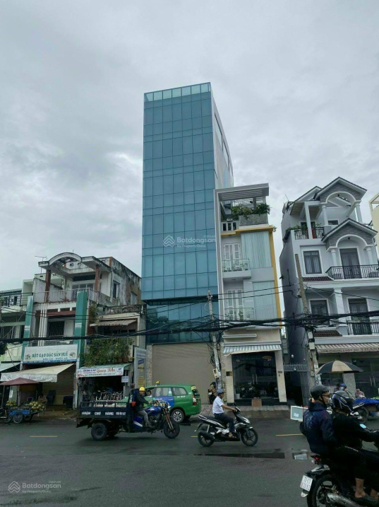 Bán mặt tiền kinh doanh Nguyễn Thái Sơn, P5 DT 6x18m đường 12m 5 lầu chỉ 13 tỷ