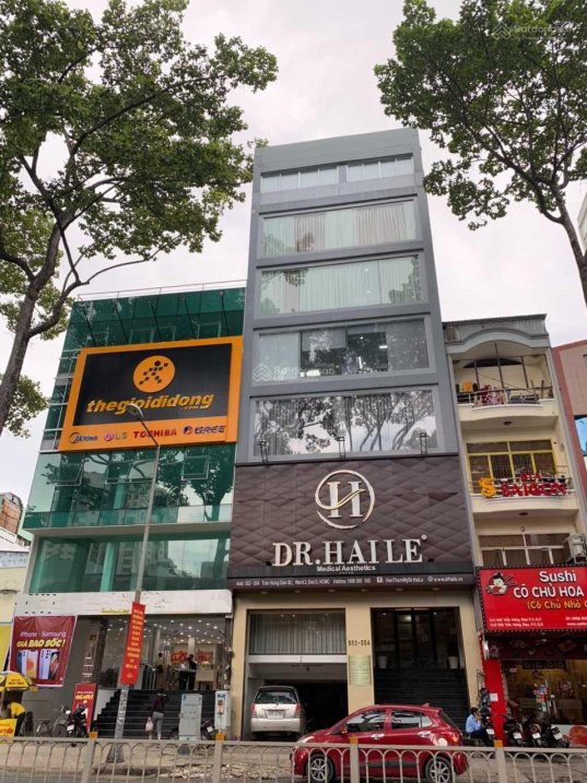 DT: 4x20m, nhà mặt tiền đường Lê Văn Huân, 3 tầng đúc, giá bán: 13 tỷ
