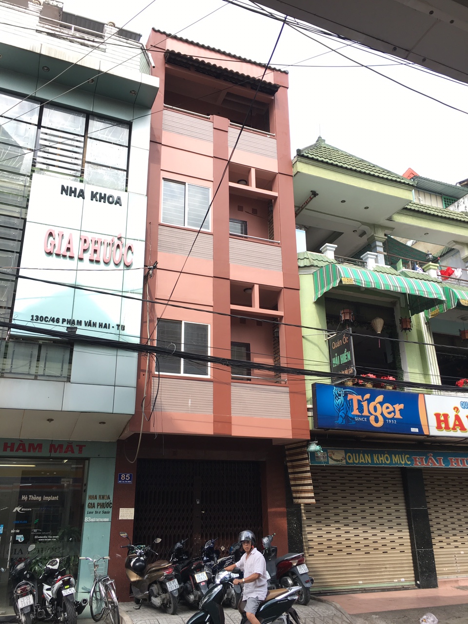 Giá đầu tư. Bán nhà mặt tiền khu Phan Xích Long, P2, Phú Nhuận. DT: 4m x 14m, 4 lầu, giá 15 tỷ TL