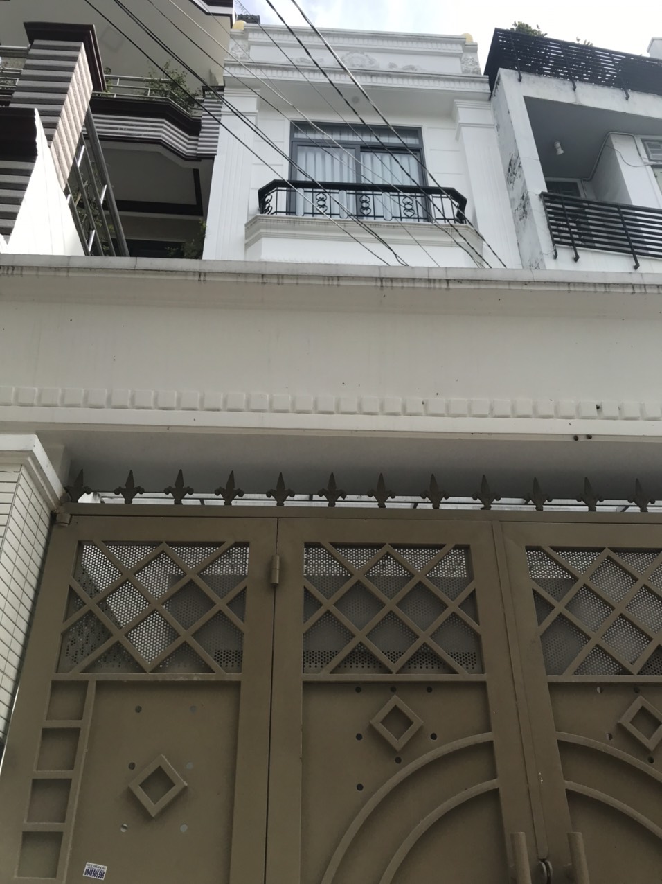 Nhà hẻm xe hơi rẻ nhất quận 10 4x16m 9,5 tỷ