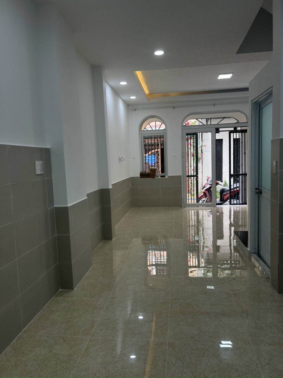Bán nhà quận 7 hẻm 861 Trần Xuân Soạn, Tân Hưng Quận 7, dt 5x10m, 2 lầu, 4pn, 3wc, giá 5,65 tỷ.