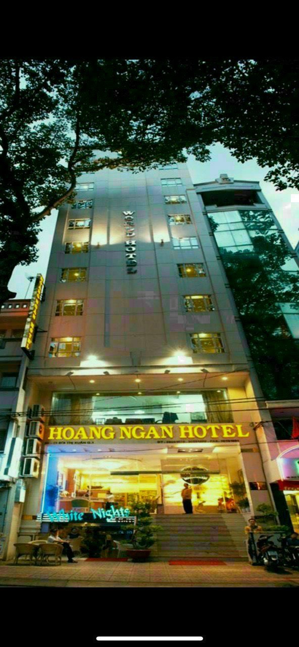 Bất Động Sản Nhà Phố Trung tâm Q1, Q5, Q3 cần bán gấp giá tốt, vị trí đẹp.
