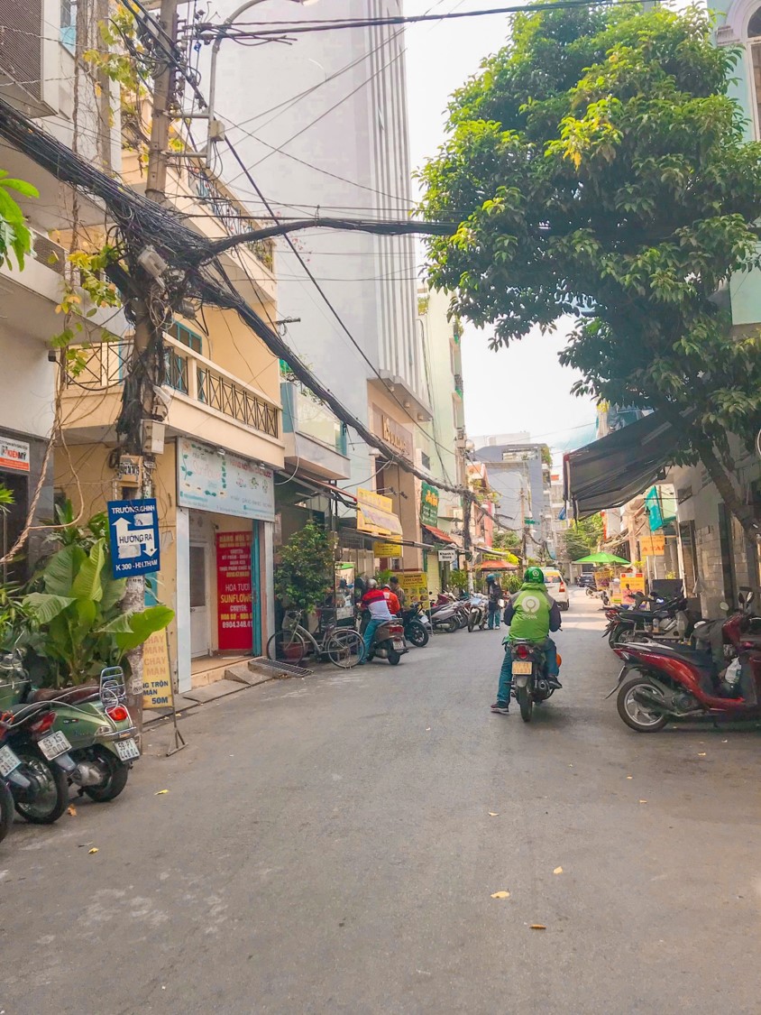 Bán nhà góc 2 mặt tiền khu vip 18A Nguyễn Thị Minh Khai, Q1. Diện tích: 5x16.5m, giá 23 tỷ