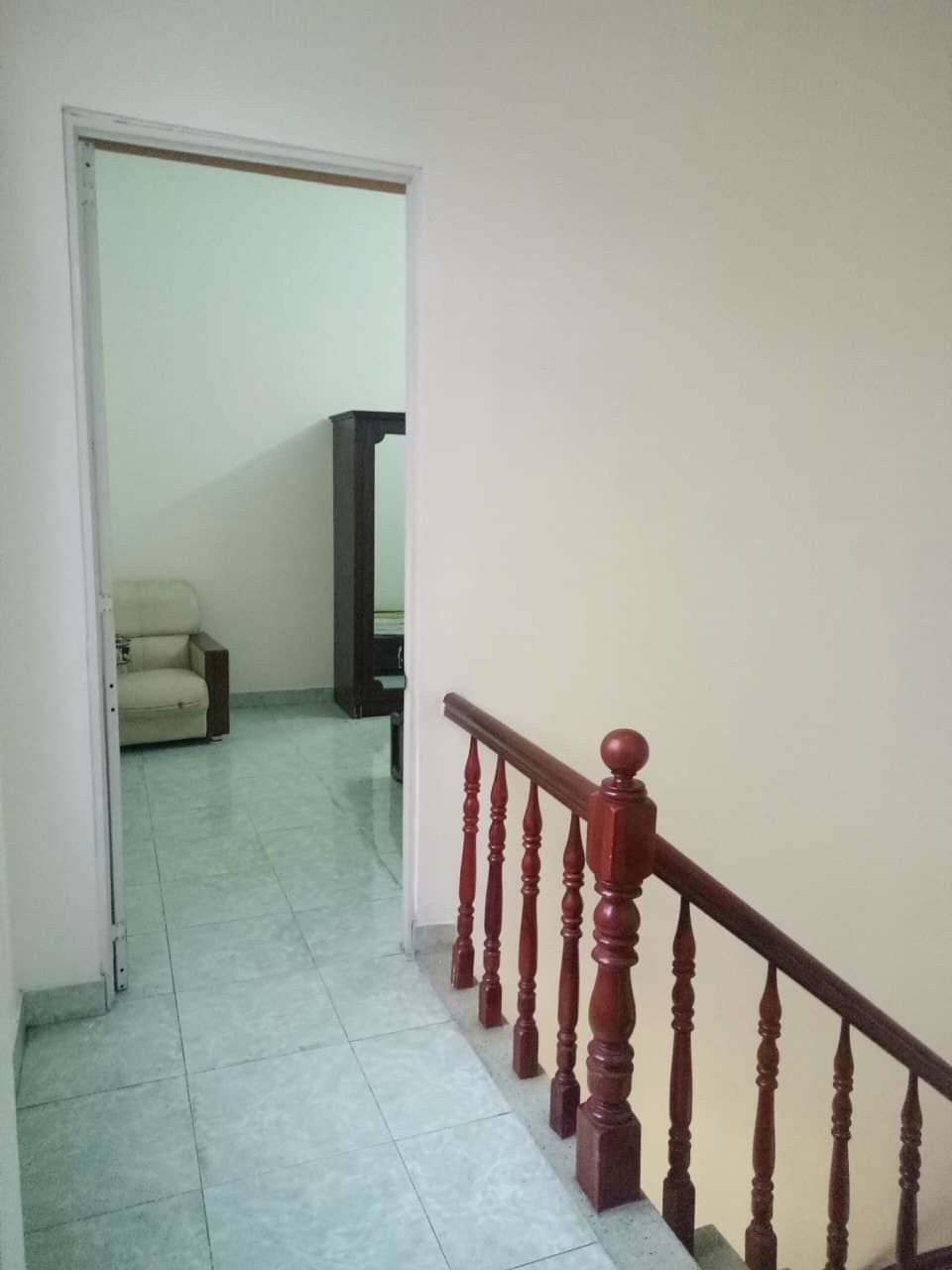 BÁN NHÀ ĐƯỜNG TÂN THỚI NHẤT ( khúc P.V.Hớn), Q 12, HẺM XE HƠI  5,5 TỶ Tel 08.777.37.357