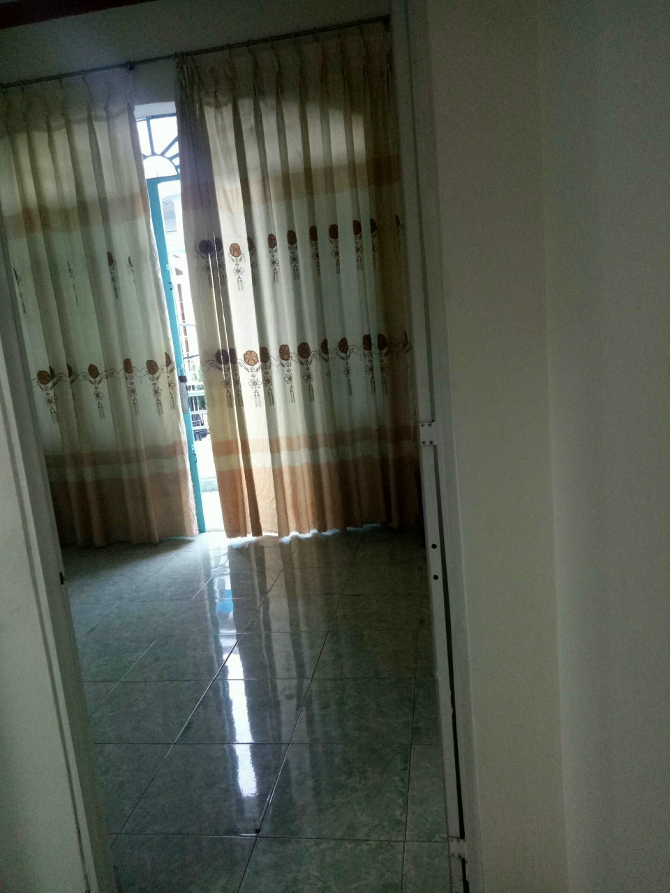 BÁN NHÀ ĐƯỜNG TÂN THỚI NHẤT ( khúc P.V.Hớn), Q 12, HẺM XE HƠI  5,5 TỶ Tel 08.777.37.357