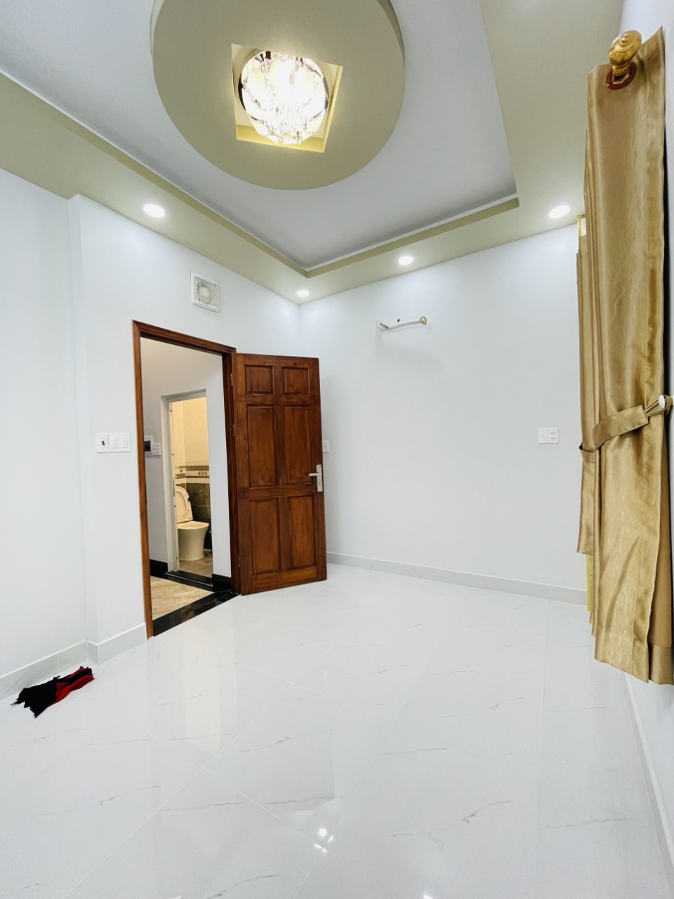 BÁN NHÀ ĐẸP VÀ THÔNG MINH- PHÚ THỌ HÒA, Q TÂN PHÚ, 3 TẦNG  5,5 TỶ Tel 08.777.37.357