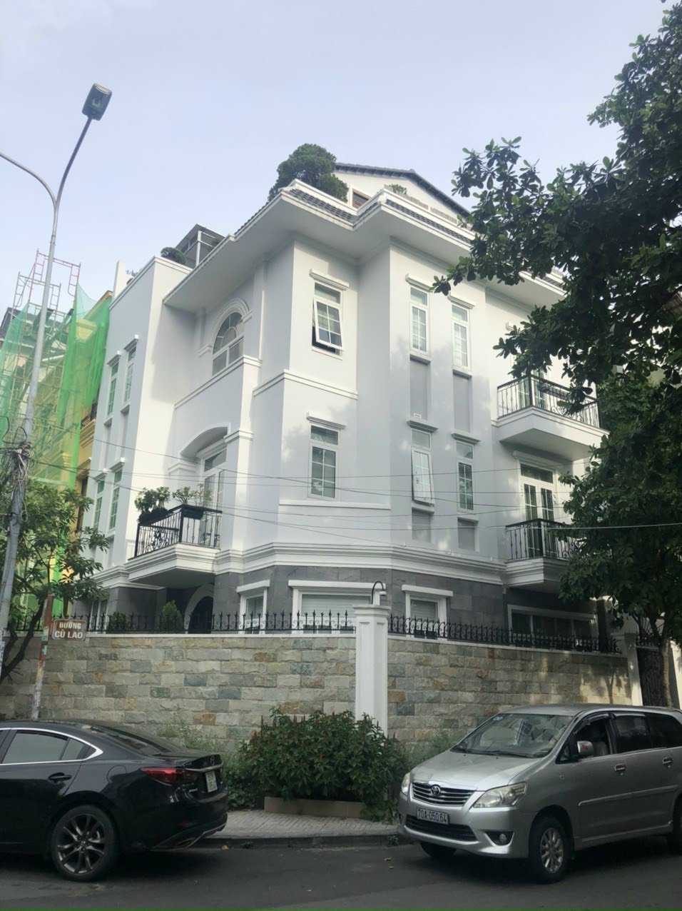 Bán nhà căn góc 436B đường 3/2, khu cư xá Nguyễn Trung Trực - Quận 10.