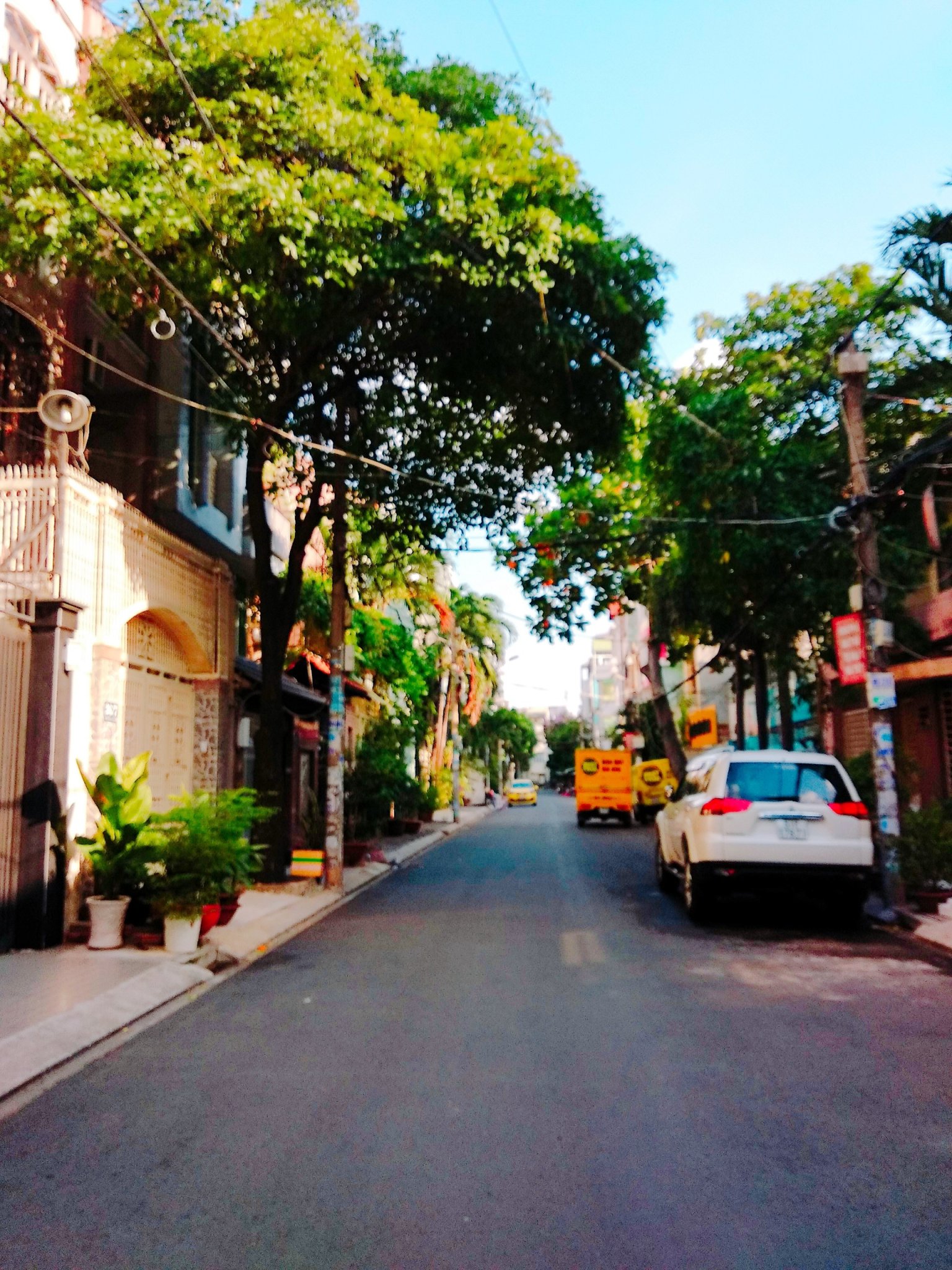 Bán nhà mặt tiền Khu Bàu Cát - Trần Mai Ninh, Tân Bình. DT 5.5x16m, hầm 5 tầng, nội thất cao cấp