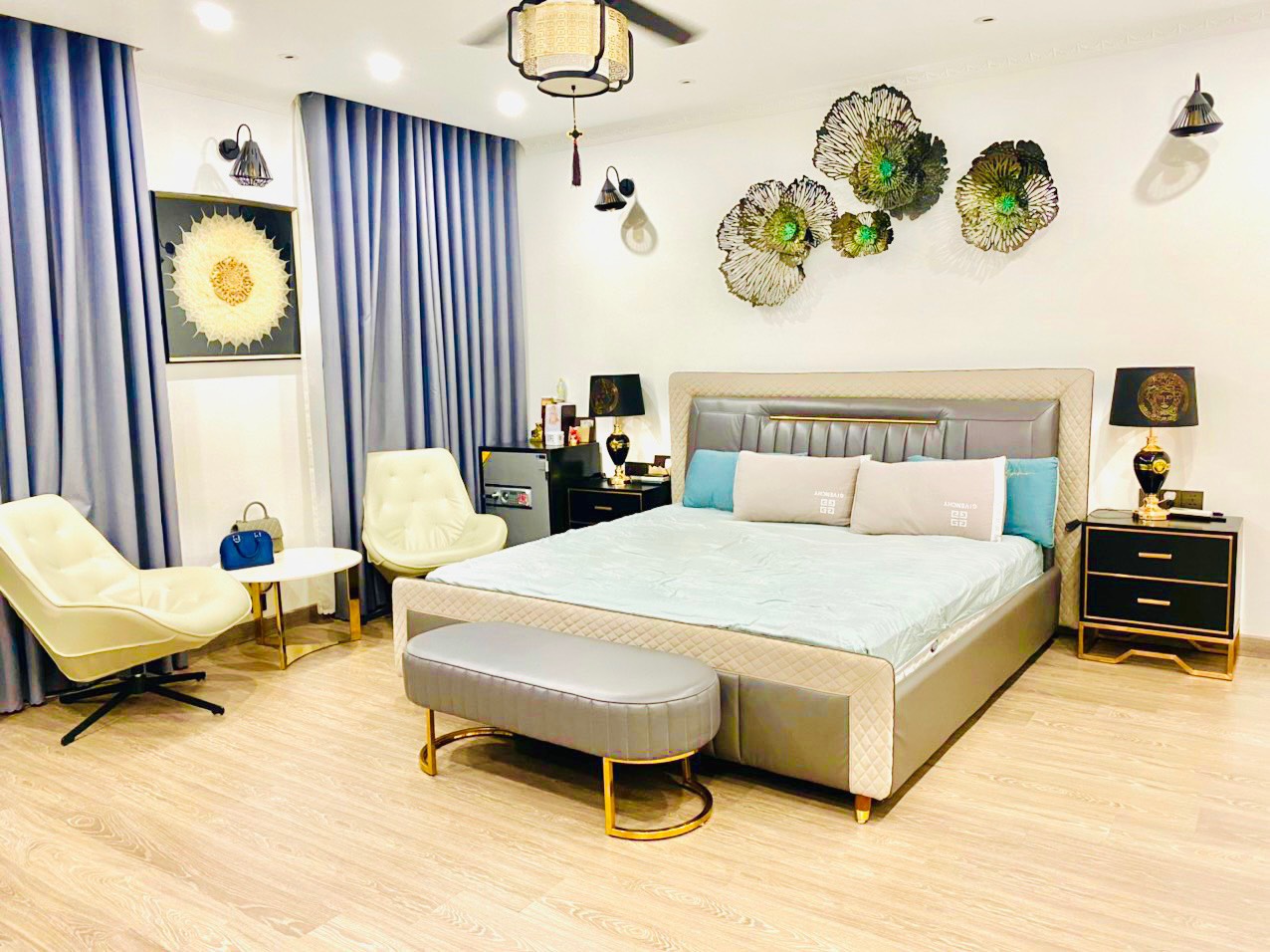 Bán nhà mặt tiền Khu Bàu Cát - Trần Mai Ninh, Tân Bình. DT 5.5x16m, hầm 5 tầng, nội thất cao cấp