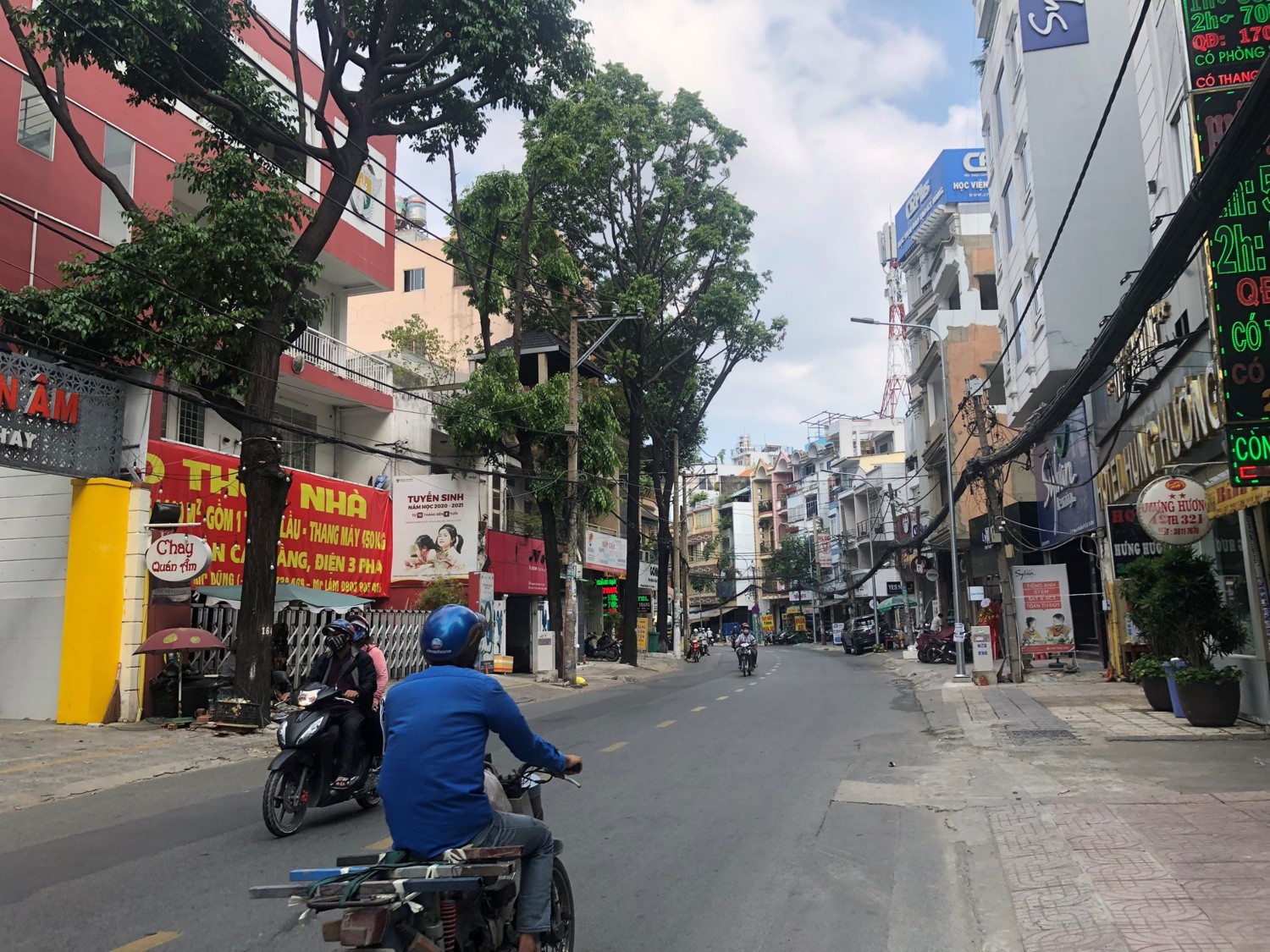 Bán nhà mặt tiền đường Nguyễn Văn Mai, Phường 8, Quận 3. DT: 4.2x20m 2 lầu, giá chỉ 22.5 tỷ