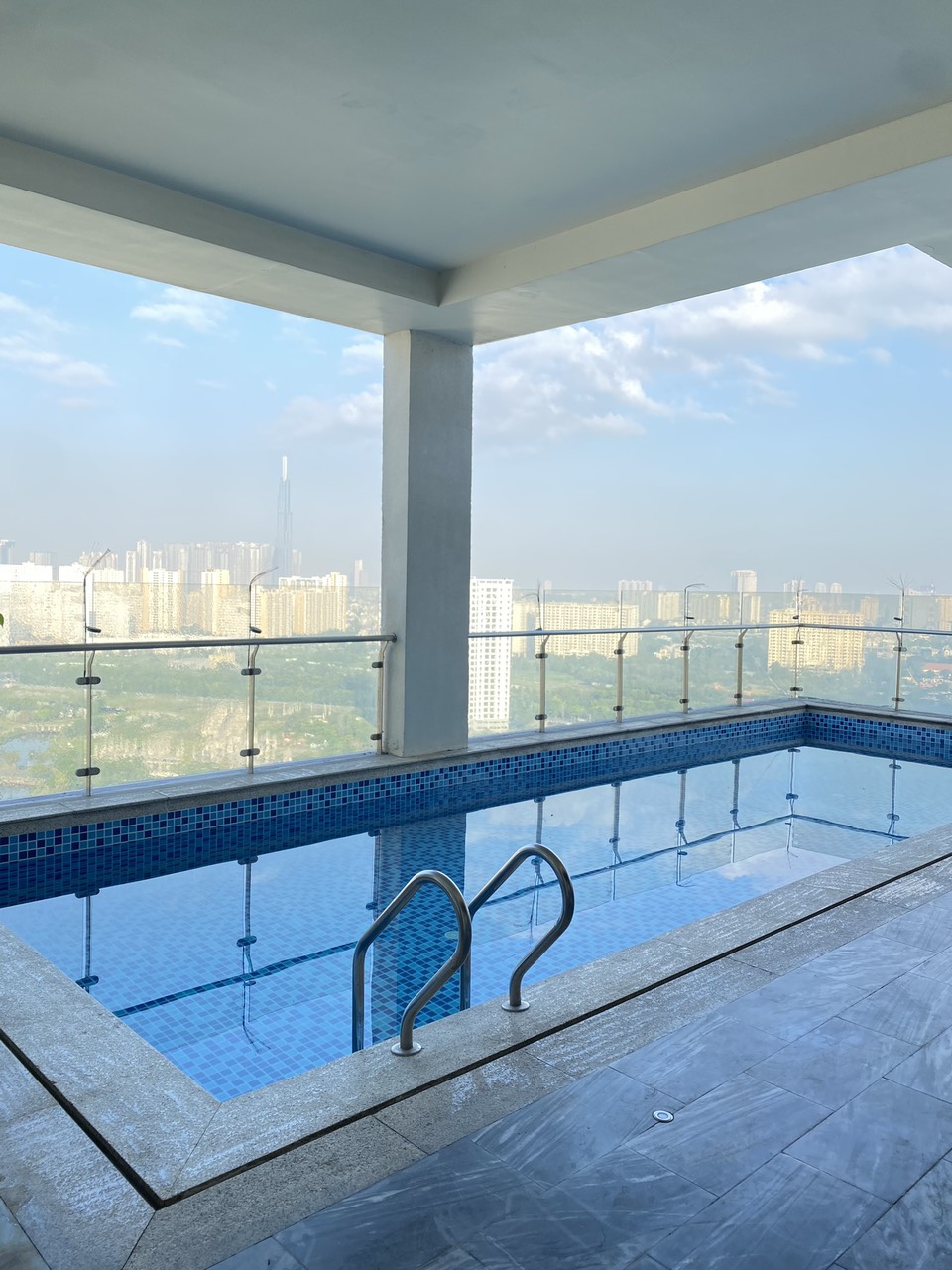 Biệt thự 8x30 Nguyễn Văn Đậu hẻm xe hơi 8 mét gpxd 1 hầm 6 tầng khu vực sầm uất dễ kinh doanh
