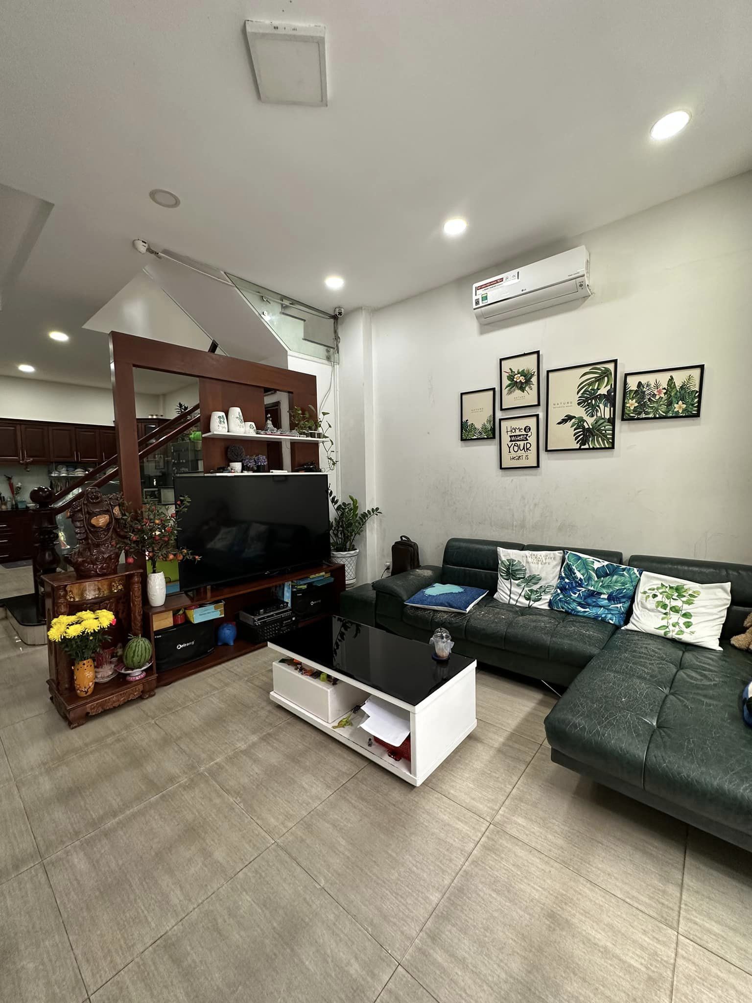 Bán gấp Nhà Đẹp HXH Đường Tân Hương 55m2 nhỉnh 5 tỷ