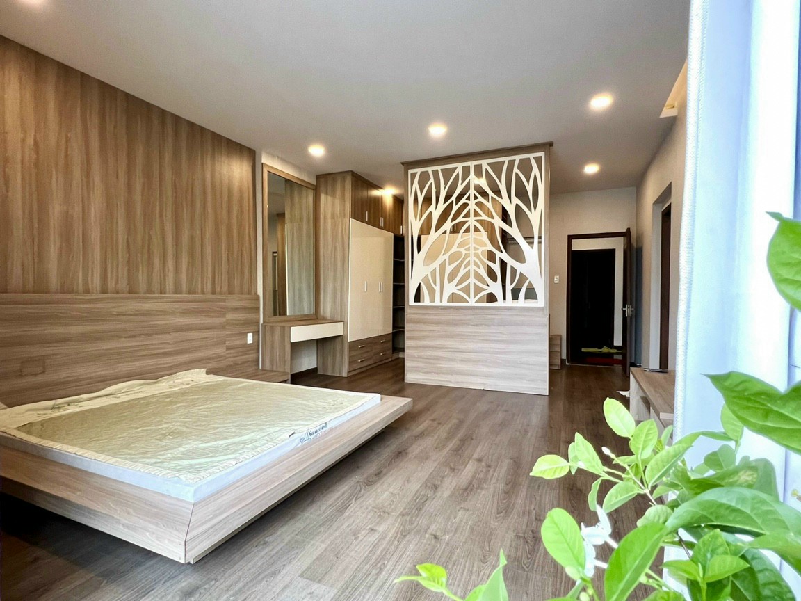 Chính chủ bán Biệt thự Khu VIP Lam Sơn_Nguyễn Văn Đậu P6 Bình Thạnh DT 8x18m 4 tầng Giá 28.5 tỷ