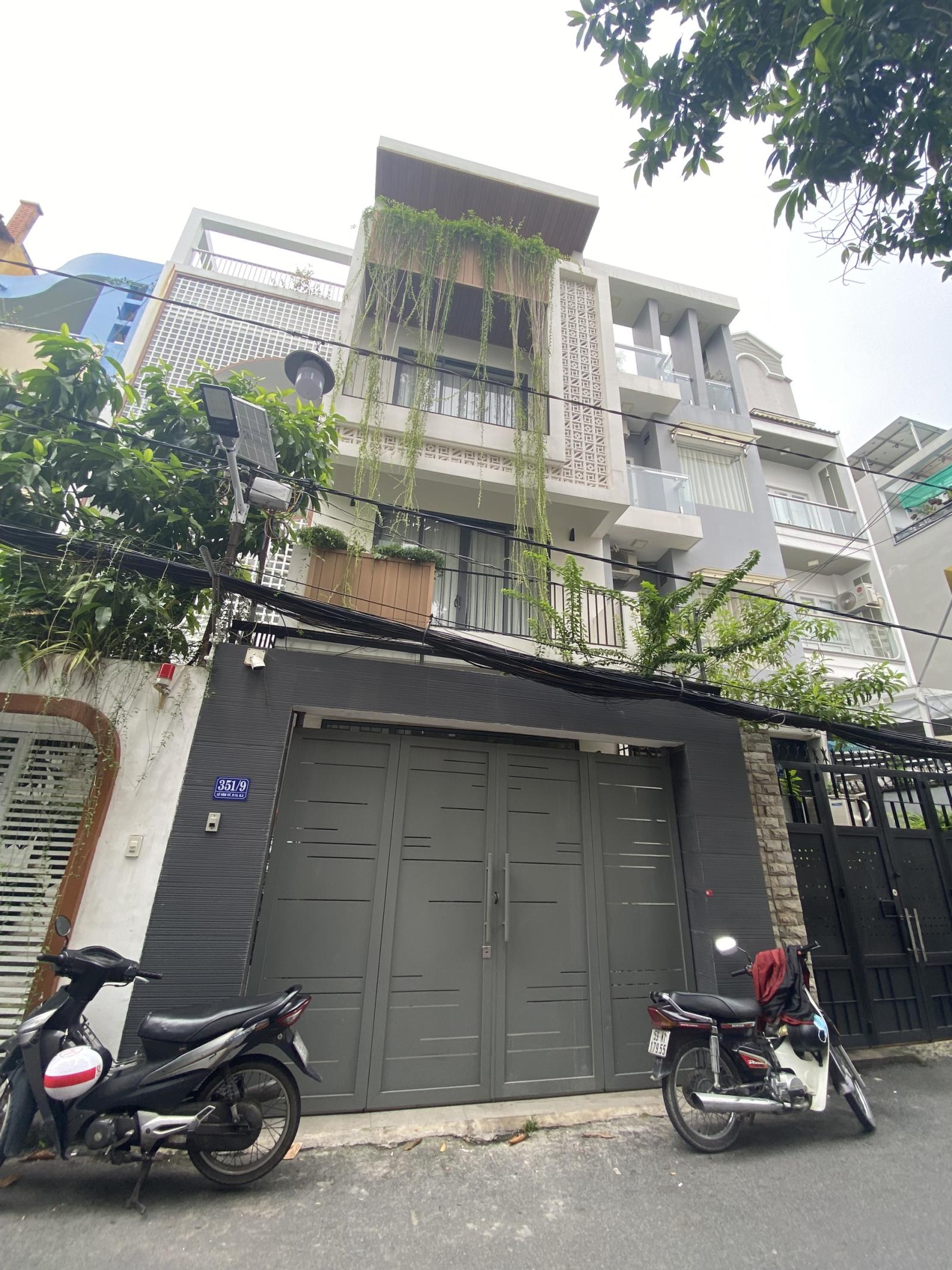 (5.2x20m) Nhà 3 lầu - đẹp full nội thất cao cấp ở ngay - hẻm 86/ Phổ Quang, Tân Bình, giá 18.5 tỷ