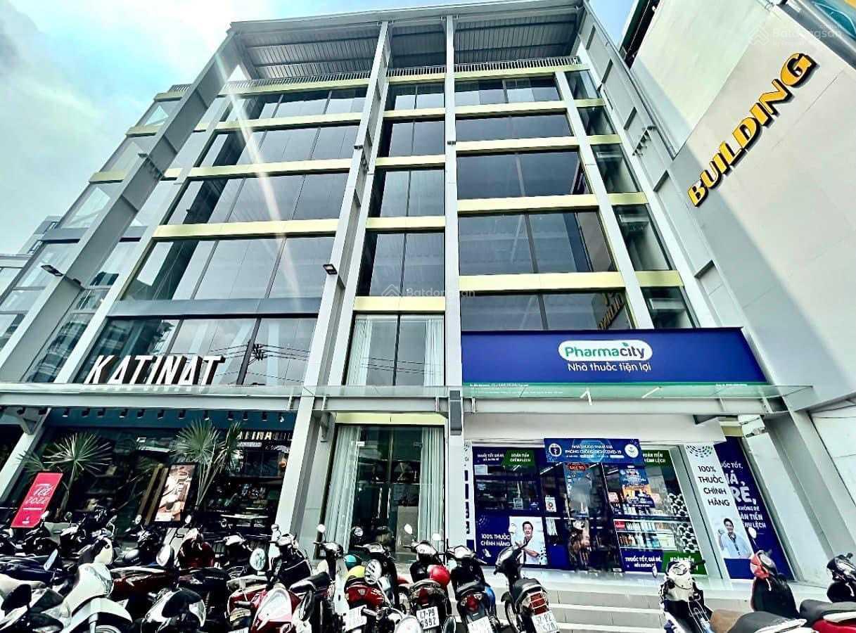  Bán gấp building MT Ung Văn Khiêm - Tân Cảng, 14x36m, 504m2, 8 lầu, HĐT: 450tr. Giá: 129 tỷ TL