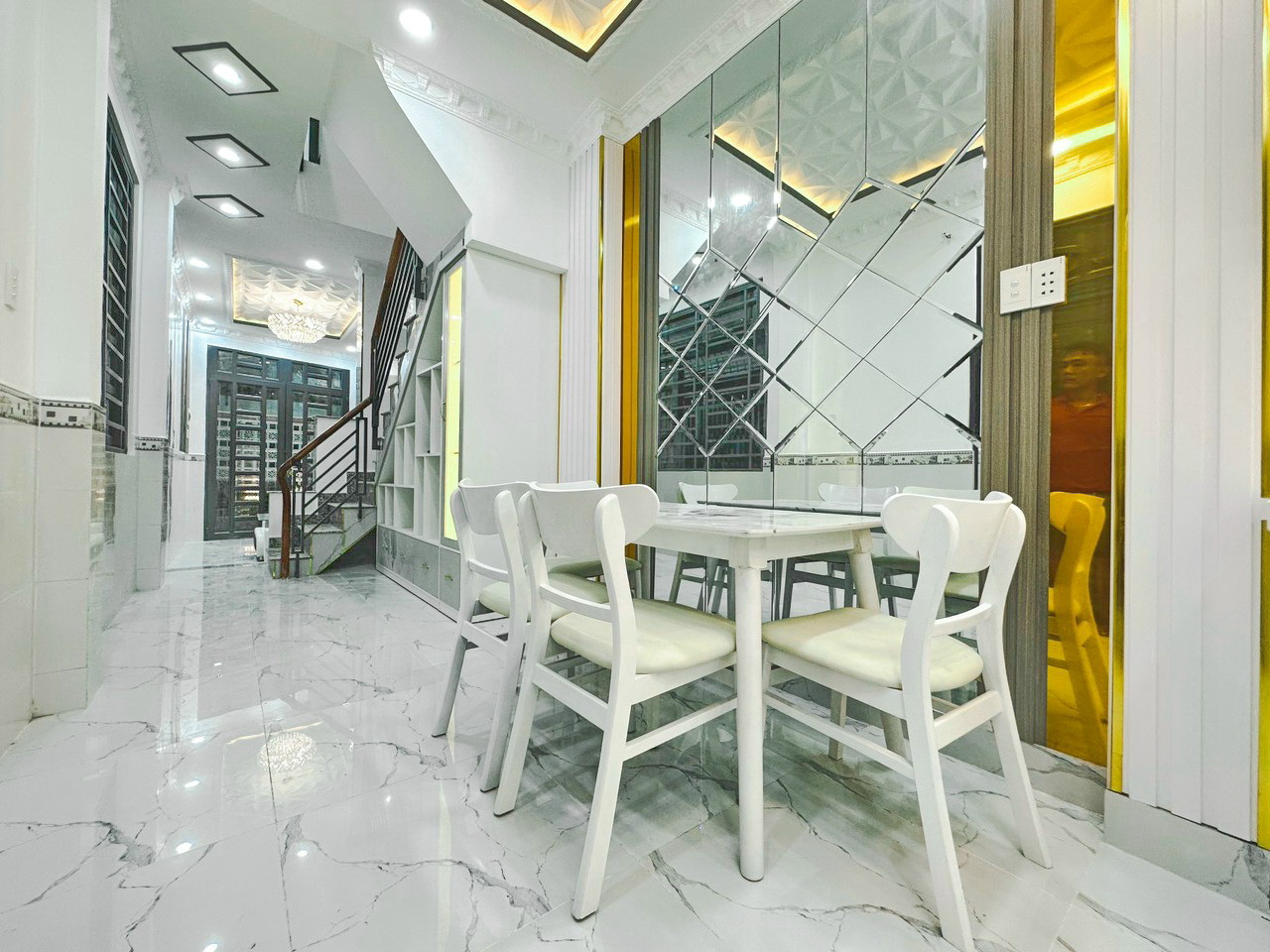 Bán nhà mới tiện ở ngay ăn tết sổ hồng riêng 1 lầu hẻm 24 Gò Ô Môi P. Phú Thuận Quận 7.