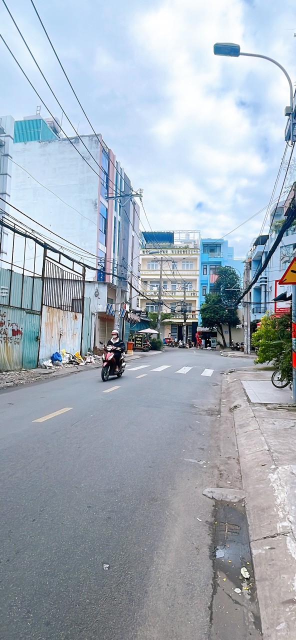 Nhà Mặt Tiền Trịnh Bình Trọng. P. Hòa thạnh. Q.Tân phú