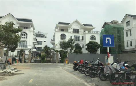 Bán Villa Phú Nhuận , P Thạnh Mỹ Lợi Quận 2 Diện Tích 374m,1H, 4 Lầu giá 95 Tỷ
